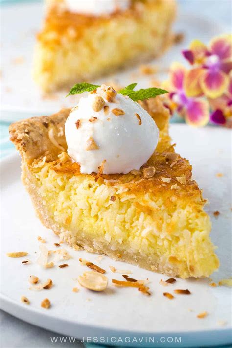 How much fat is in coconut custard cream pie - calories, carbs, nutrition