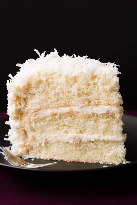 How much fat is in coconut layer cake - calories, carbs, nutrition