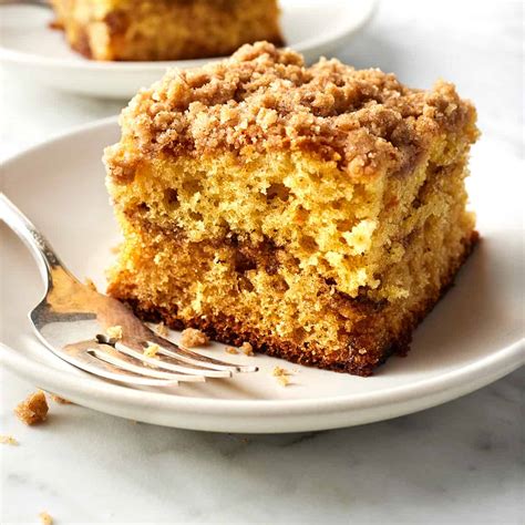 How much fat is in coffee cake - calories, carbs, nutrition