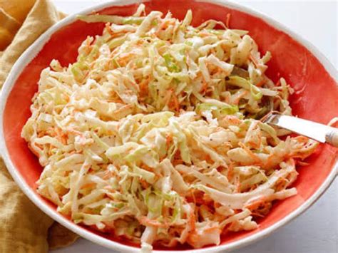 How much fat is in coleslaw - calories, carbs, nutrition