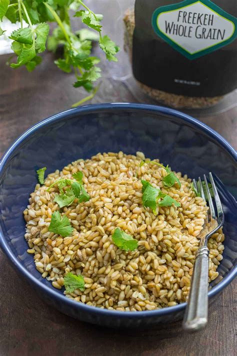 How much fat is in cooked freekeh - calories, carbs, nutrition