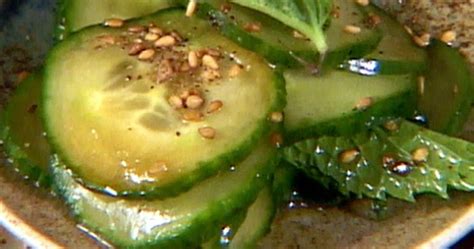 How much fat is in cool sesame cucumber - calories, carbs, nutrition