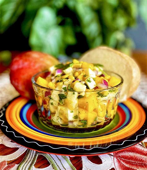 How much fat is in corn and jicama salad - calories, carbs, nutrition