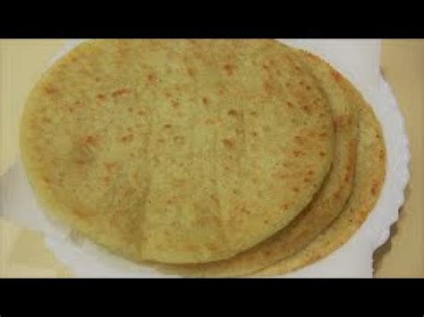 How much fat is in cornmeal dusted flat bread - calories, carbs, nutrition