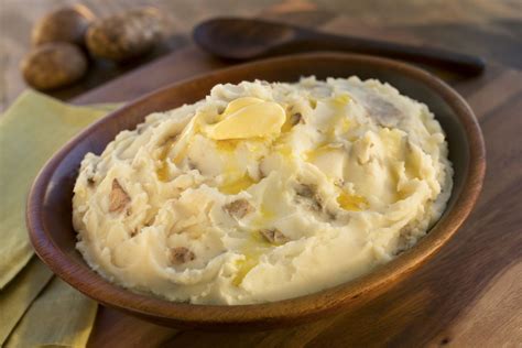 How much fat is in country mash potatoes - calories, carbs, nutrition