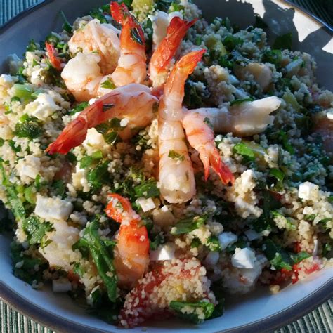 How much fat is in couscous salad with minted shrimp - calories, carbs, nutrition