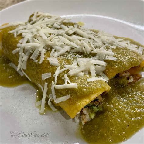 How much fat is in crab enchiladas - calories, carbs, nutrition