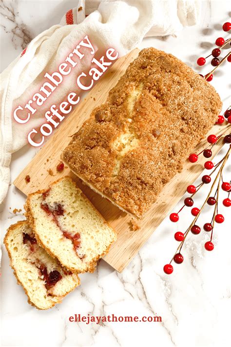 How much fat is in cranberry coffee cake - calories, carbs, nutrition