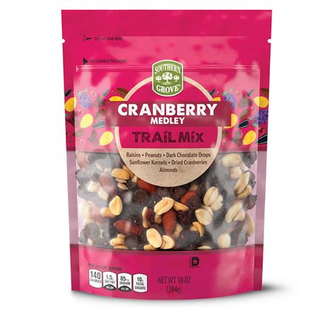 How much fat is in cranberry nut trail mix - calories, carbs, nutrition