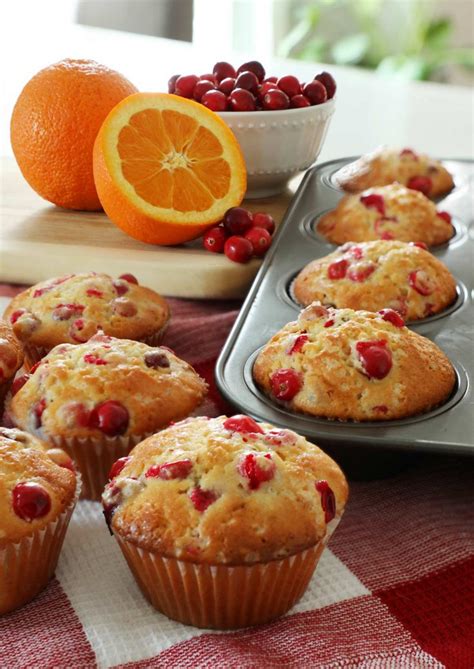 How much fat is in cranberry orange muffins - calories, carbs, nutrition