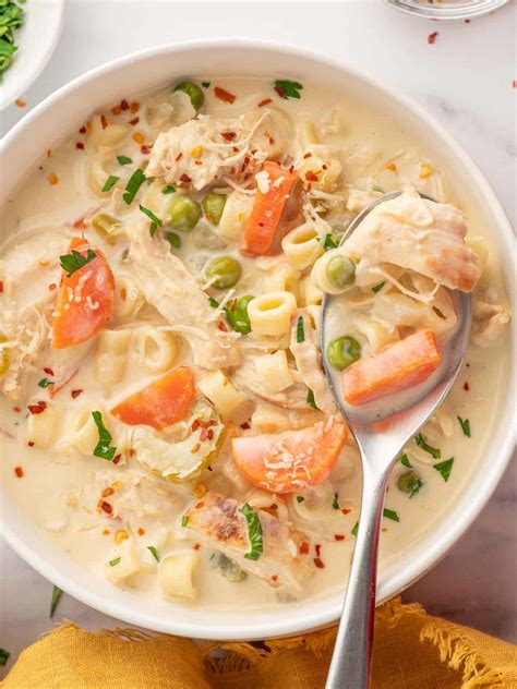 How much fat is in cream of chicken and vegetable soup - calories, carbs, nutrition