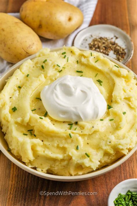 How much fat is in creamy mashed potatoes - calories, carbs, nutrition