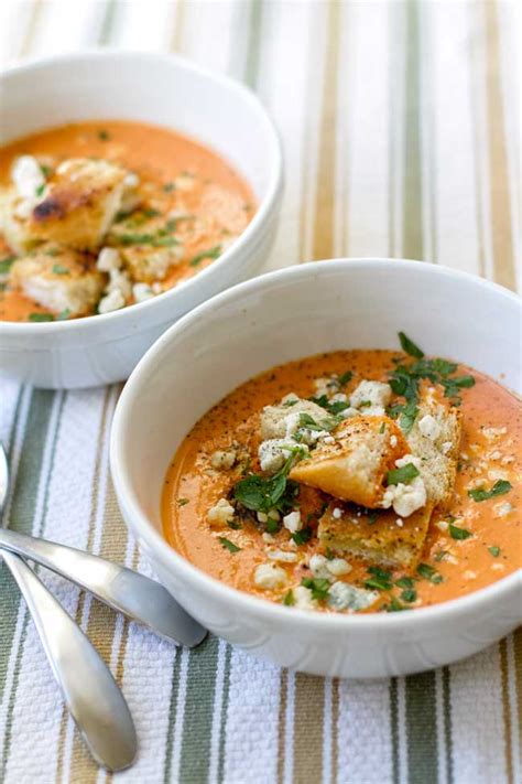 How much fat is in creamy roasted red pepper and tomato bisque - calories, carbs, nutrition