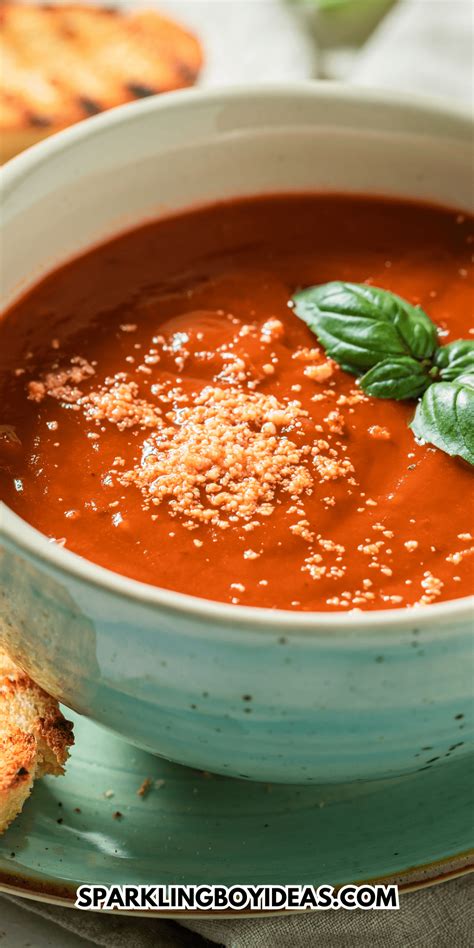 How much fat is in creamy tomato and basil soup - calories, carbs, nutrition