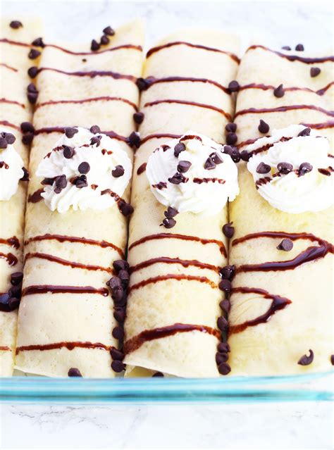 How much fat is in crepe chocolate mousse cannoli plt - calories, carbs, nutrition