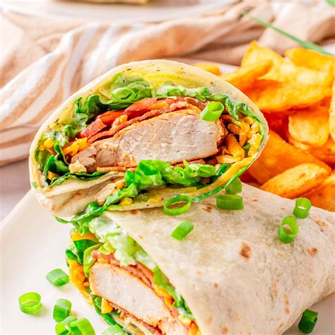 How much fat is in crispy ranch chicken wrap - calories, carbs, nutrition