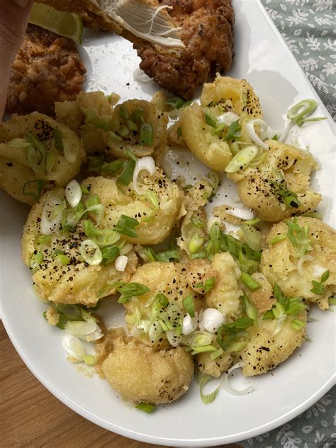 How much fat is in crushed new potatoes with spring onions - calories, carbs, nutrition