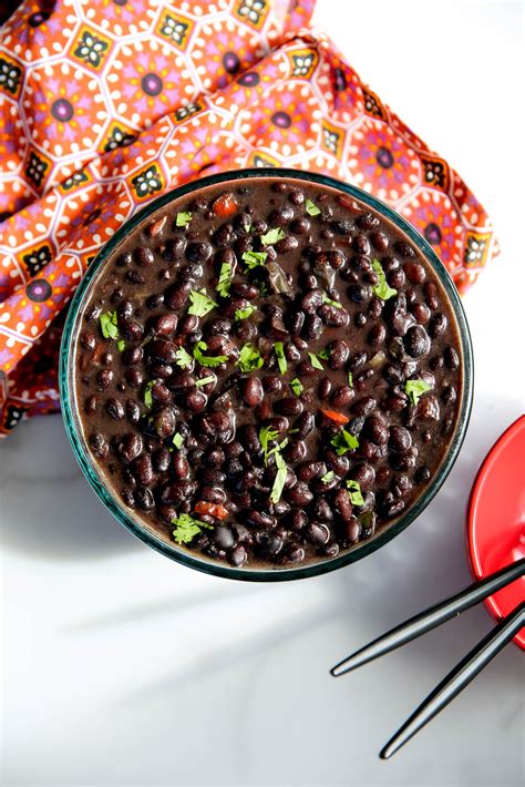 How much fat is in cuban black beans - calories, carbs, nutrition