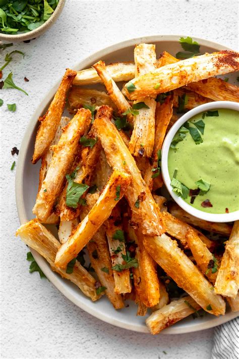 How much fat is in cuban seasoned fried yucca - calories, carbs, nutrition