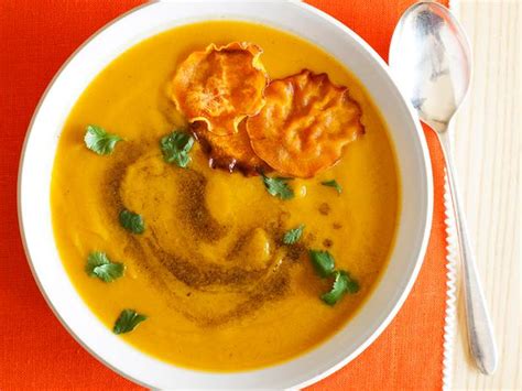 How much fat is in curried sweet potato apple soup - calories, carbs, nutrition