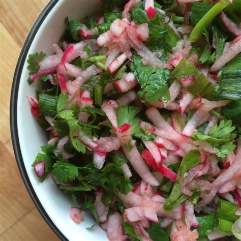 How much fat is in daikon cilantro slaw (66935.0) - calories, carbs, nutrition