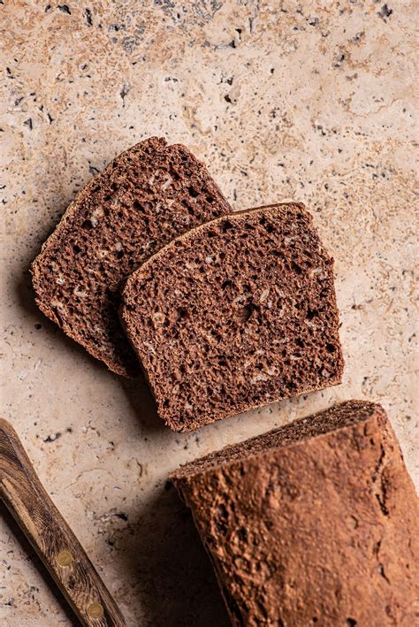 How much fat is in dark rye - calories, carbs, nutrition