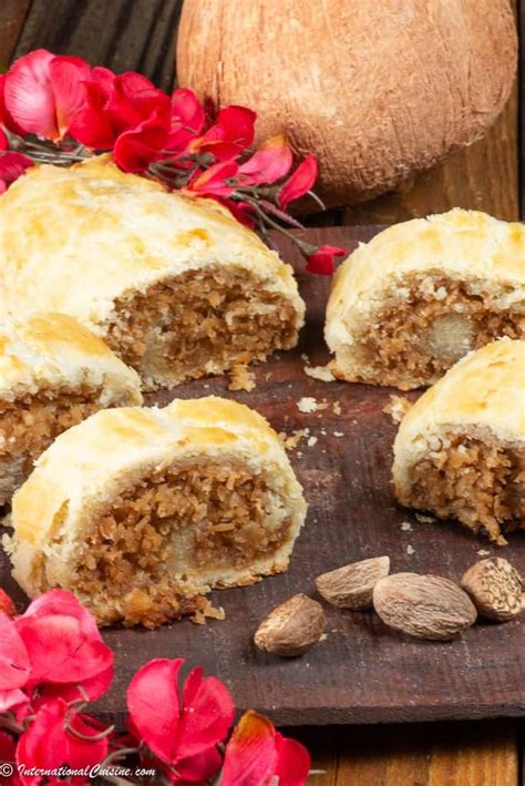 How much fat is in date nut coconut roll - calories, carbs, nutrition