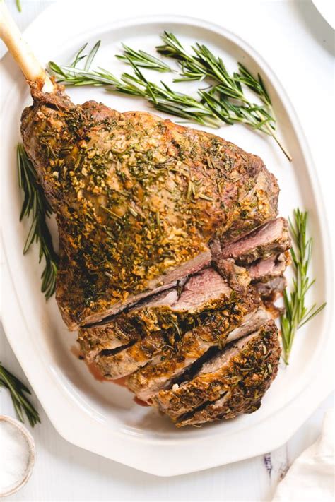 How much fat is in dijon herb roasted leg of lamb - calories, carbs, nutrition