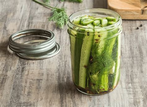 How much fat is in dill & olive oil - calories, carbs, nutrition
