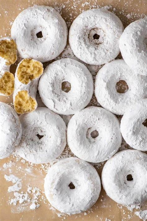 How much fat is in donut cake with powdered sugar 1 ea - calories, carbs, nutrition