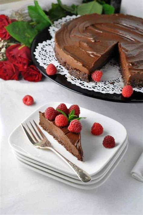 How much fat is in double chocolate torte - calories, carbs, nutrition