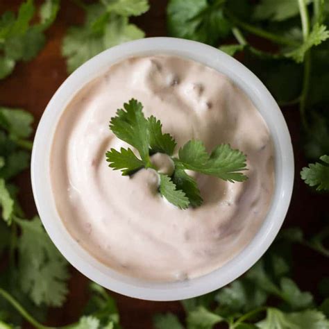 How much fat is in dressing chipotle sour cream 2 tbsp - calories, carbs, nutrition