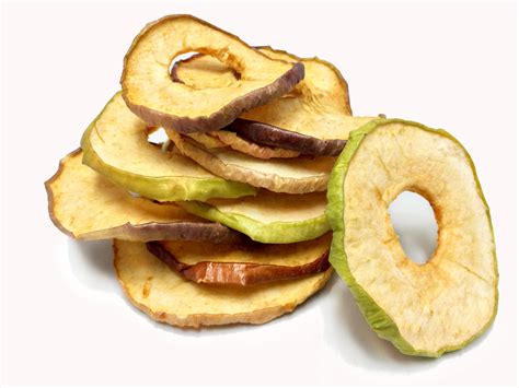 How much fat is in dried apples - calories, carbs, nutrition
