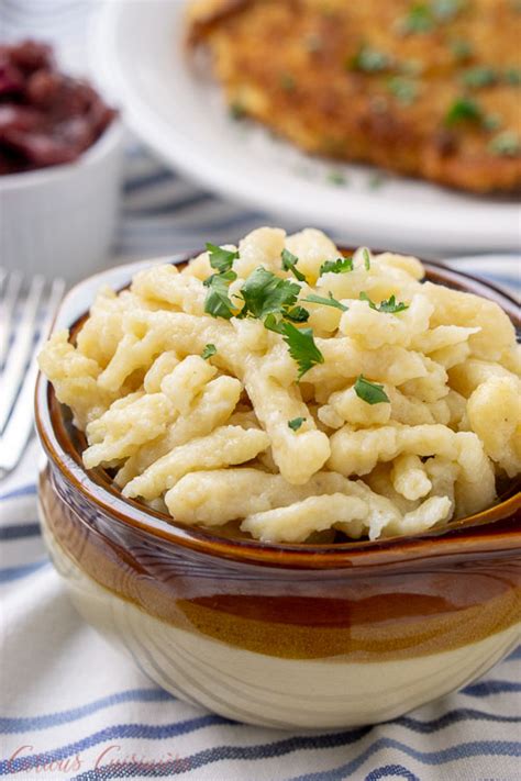 How much fat is in dumplings spaetzle 4 oz - calories, carbs, nutrition