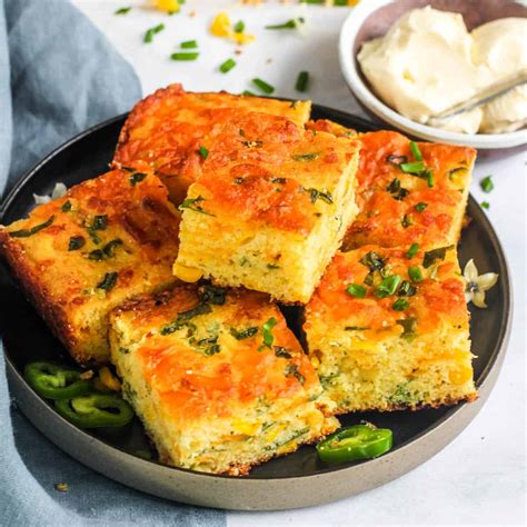 How much fat is in elements - jalapeno cheddar cornbread - calories, carbs, nutrition