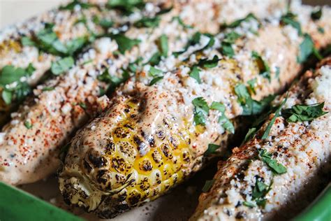 How much fat is in elotes (street style grilled corn) - calories, carbs, nutrition