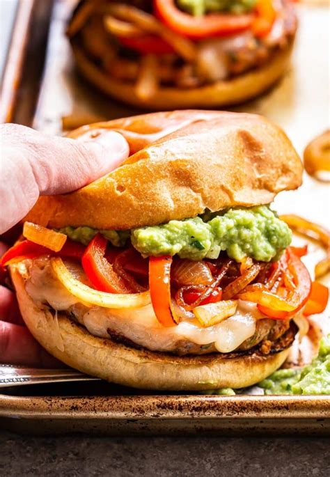 How much fat is in fajita burger, grilled burger - calories, carbs, nutrition