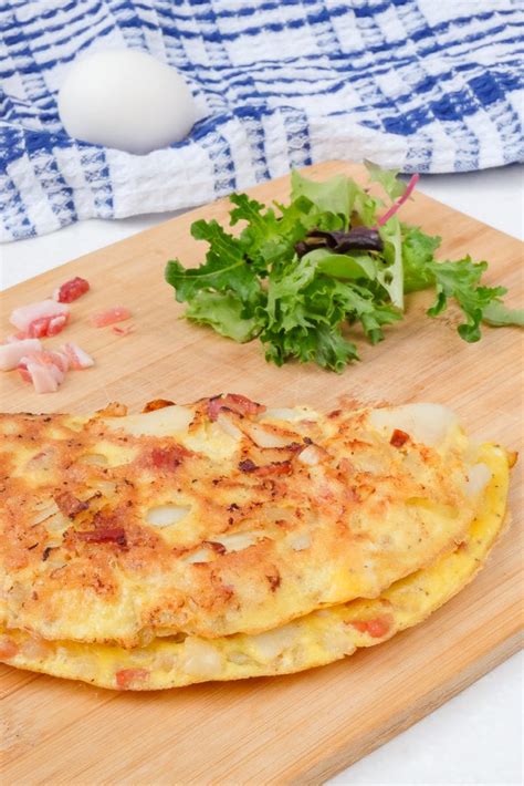 How much fat is in farmer's omelet - calories, carbs, nutrition