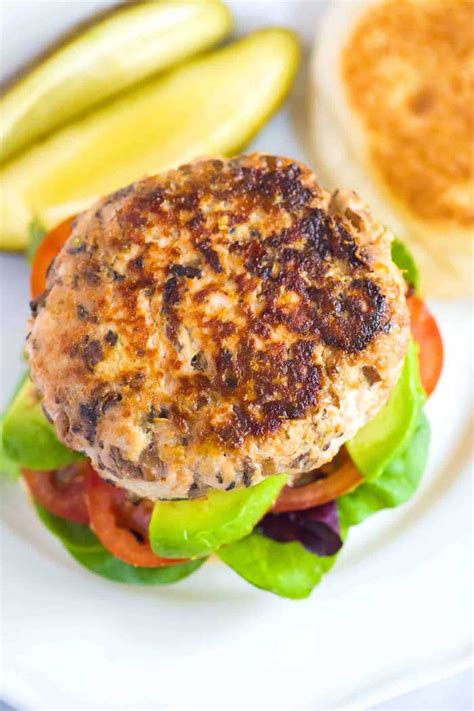 How much fat is in farmhouse turkey burger - calories, carbs, nutrition