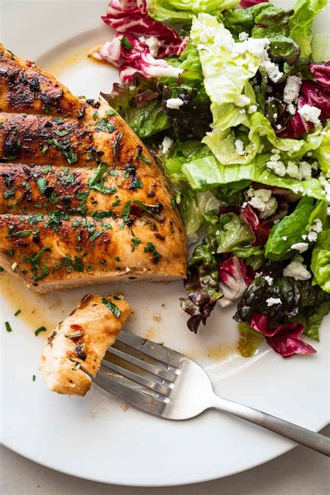 How much fat is in fire grilled tomato chicken - calories, carbs, nutrition