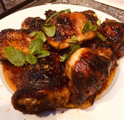 How much fat is in five spice glazed chicken with plum sauce - calories, carbs, nutrition