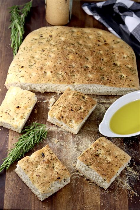 How much fat is in focaccia - calories, carbs, nutrition