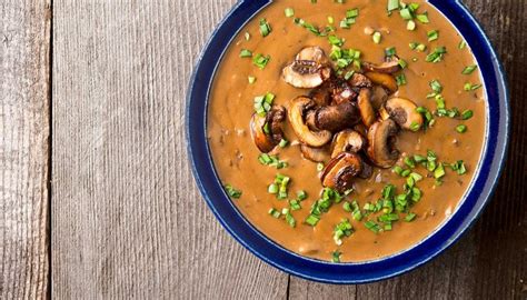 How much fat is in forest mushroom bisque, classic - calories, carbs, nutrition