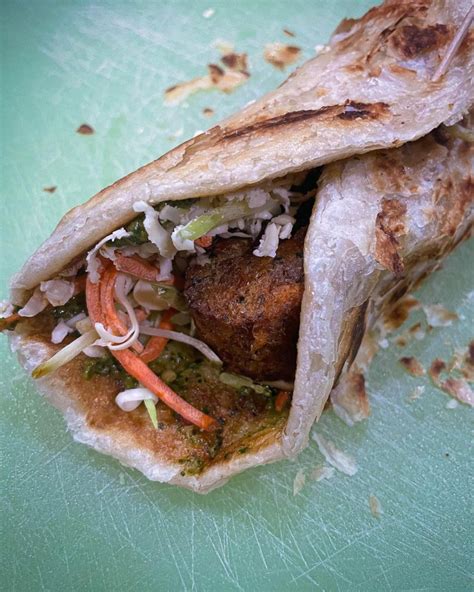How much fat is in frankie lamb wrap sandwich - calories, carbs, nutrition