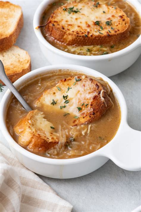 How much fat is in french onion soup (68488.0) - calories, carbs, nutrition