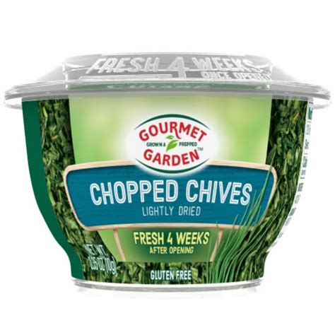 How much fat is in fresh chopped chives (63408.0) - calories, carbs, nutrition
