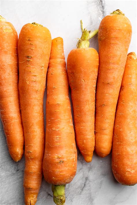 How much fat is in fresh cut carrots (63076.0) - calories, carbs, nutrition