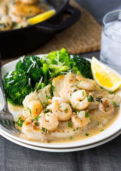 How much fat is in fresh tilapia and shrimp seafood balls - calories, carbs, nutrition