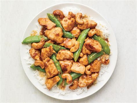 How much fat is in frozen entrees - cashew chicken with sugar snap peas - calories, carbs, nutrition