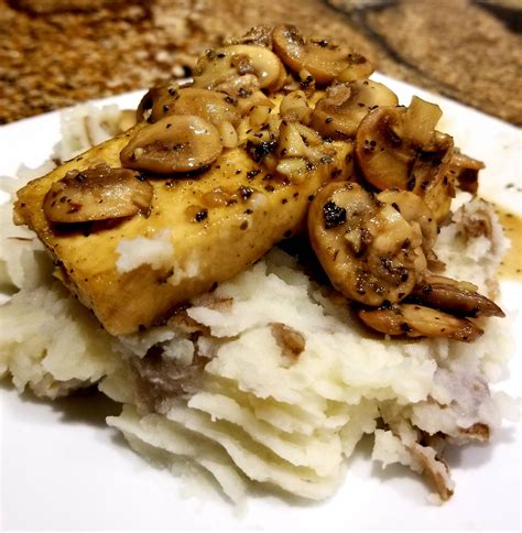 How much fat is in funghi marsala with tofu - calories, carbs, nutrition